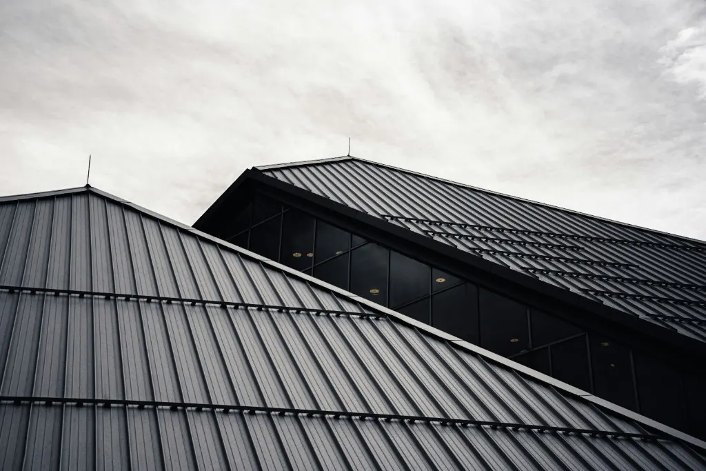Building Trust, One Roof at a Time in all of South London and Surrey with reliable pitched and flat roofing work by Anr